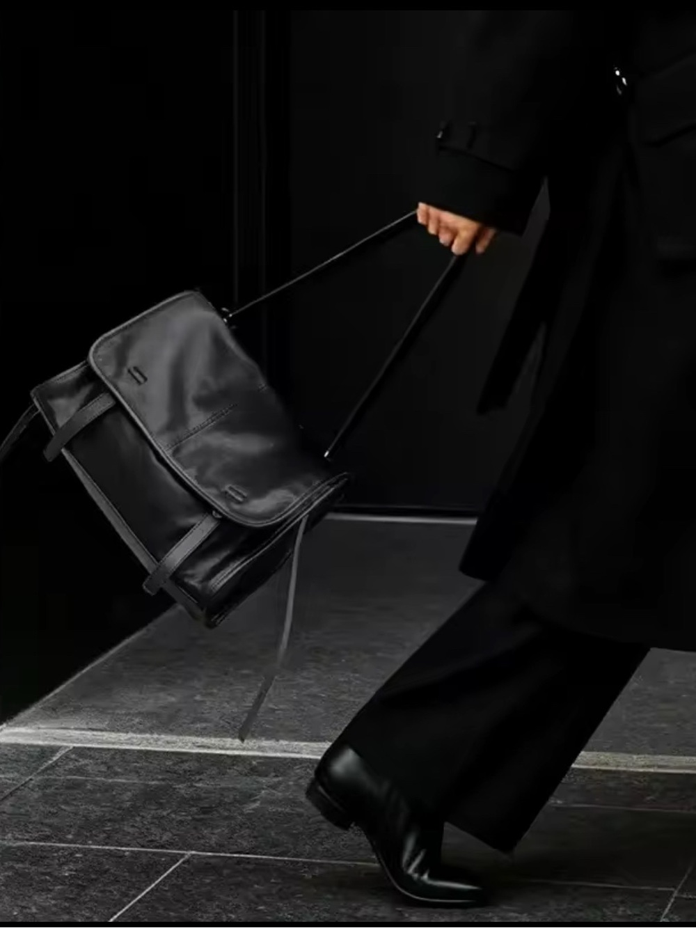 Black Minimalist Shoulder Bag | Soft Leather Look Crossbody Purse - Picture 2 of 5